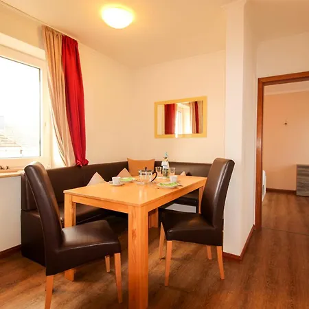 Haus Elbe Doese 17 *